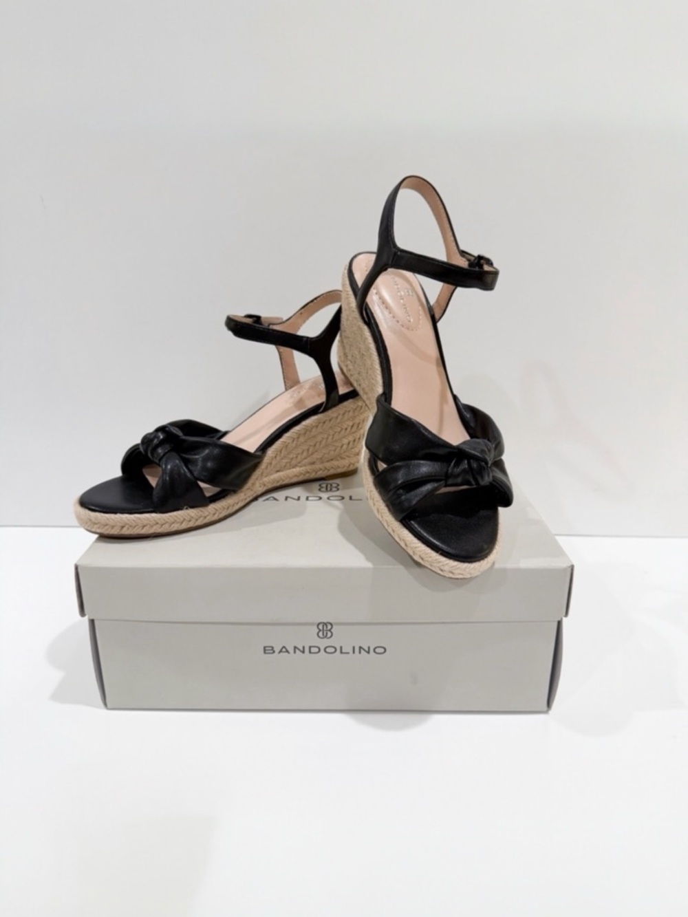 Bandolino Justyne Espadrille Wedge Sandal Knot Ankle Strap Jute Heel Black 5 NEW